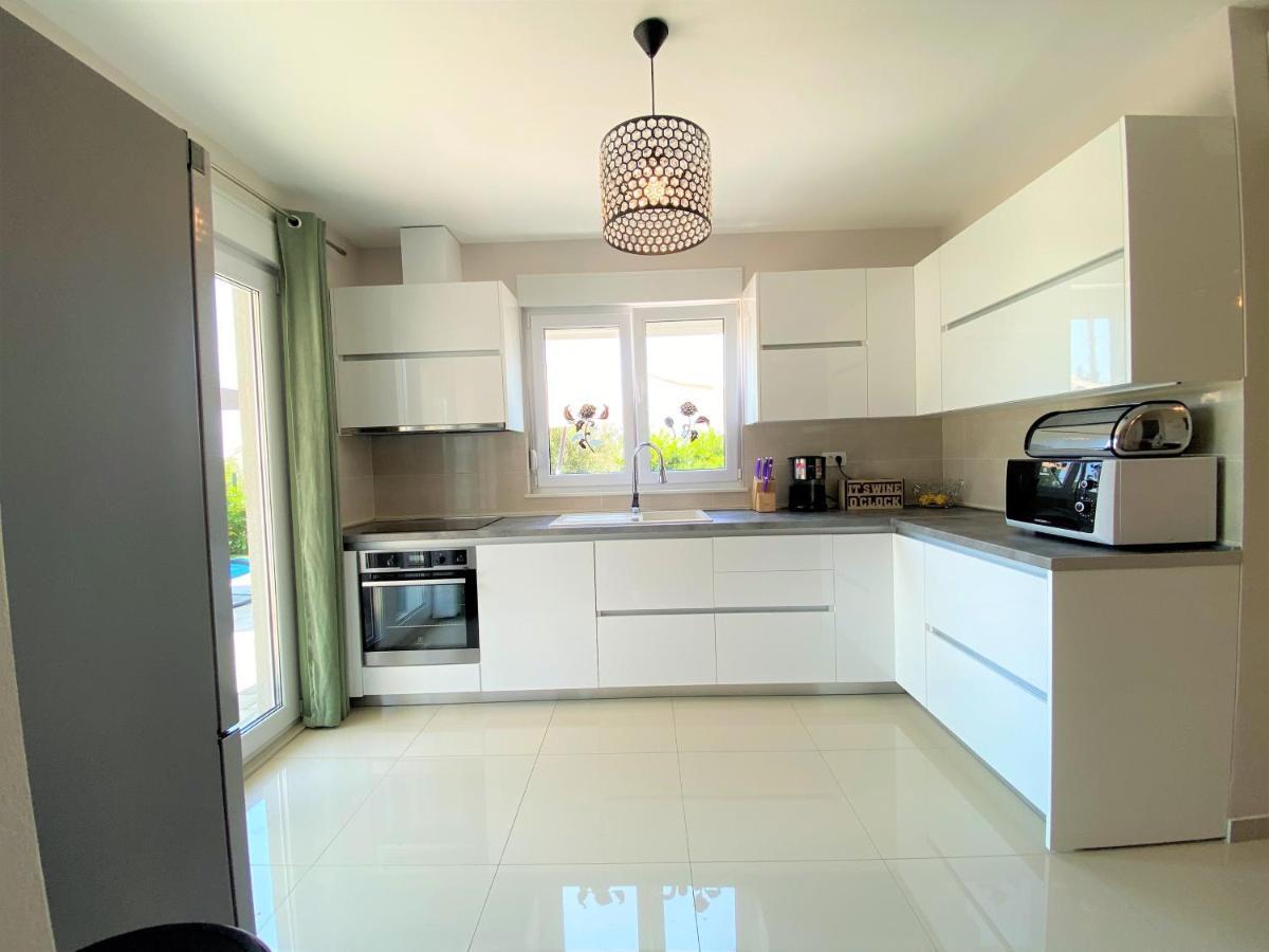 Lux Apartment Sea Shell With Jacuzzi Makarska Dış mekan fotoğraf