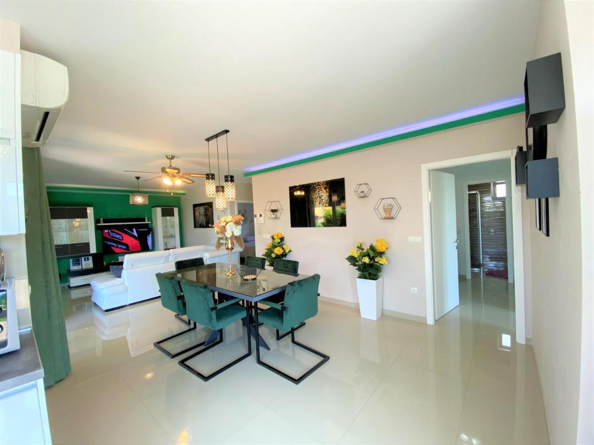 Lux Apartment Sea Shell With Jacuzzi Makarska Dış mekan fotoğraf