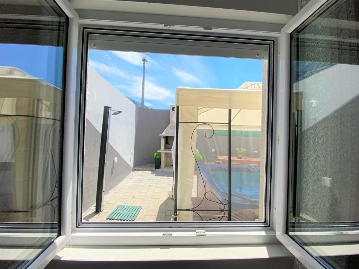 Lux Apartment Sea Shell With Jacuzzi Makarska Dış mekan fotoğraf